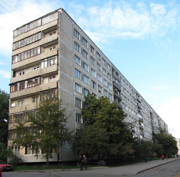 Это здание широко известно среди местных жителей. 
