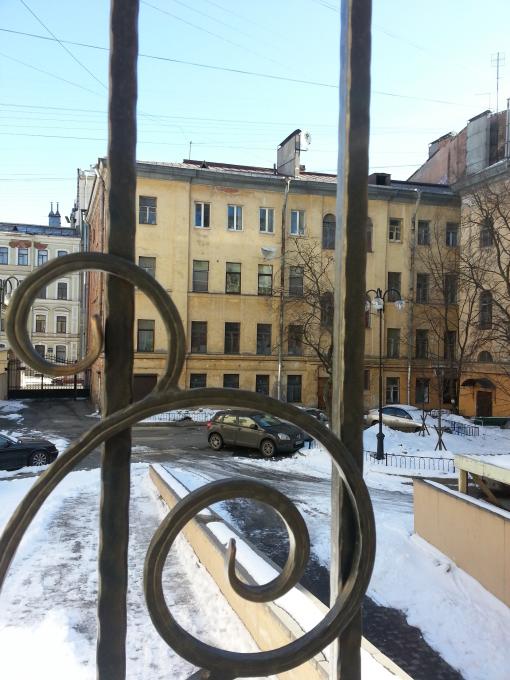 Расплющенная тарелка