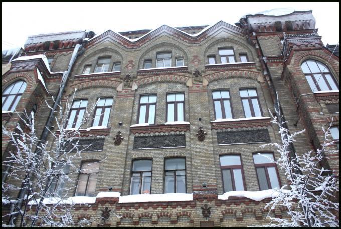 Адрес здания.