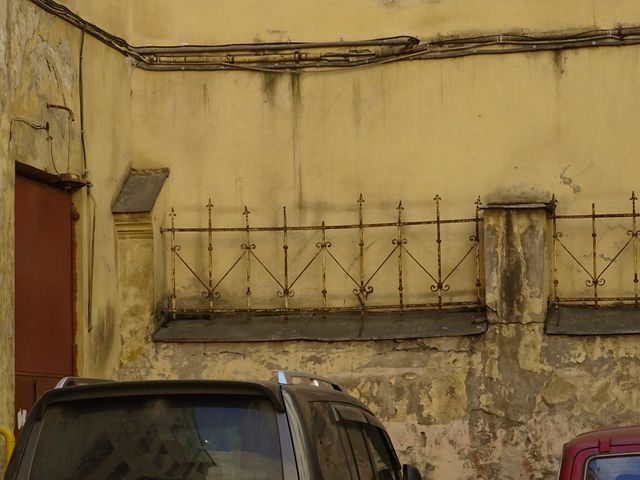 Адрес?