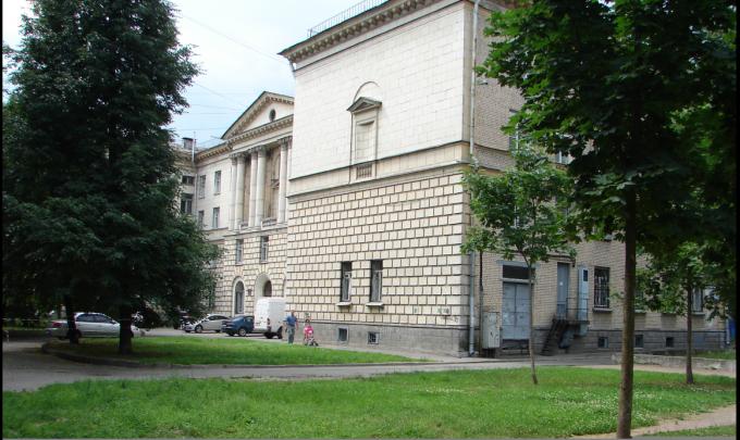 Красивый сталинский ампир